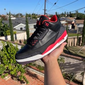 Jordan 3 Retro Crimson - Size 10 GOOD CONDITION 100% Authentic